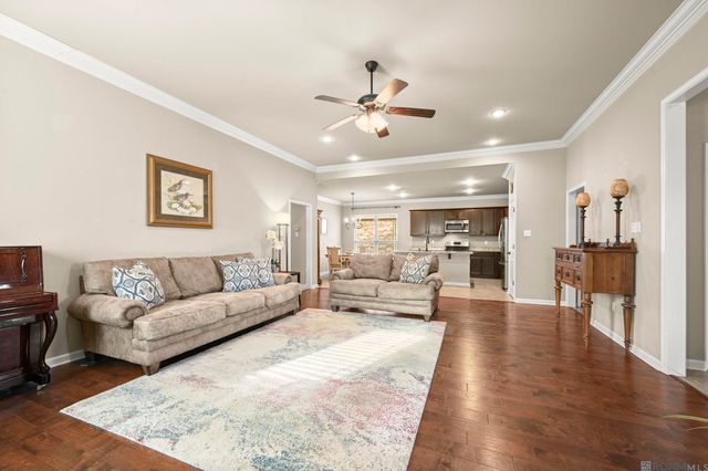 16479 Walk Around Ave, Prairieville, LA 70769