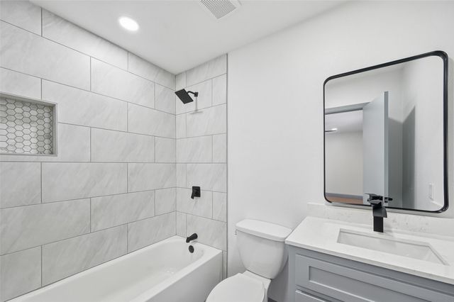 373 S Nachita Drive, Dallas, TX 75217