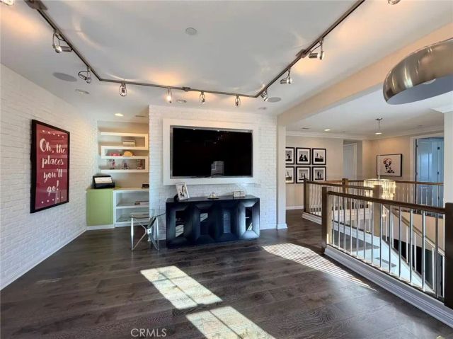 195 Pinnacle Drive, Lake Forest, CA 92630