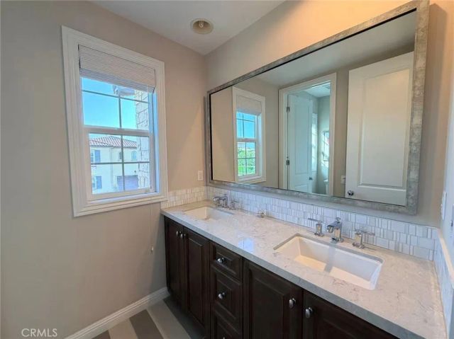 195 Pinnacle Drive, Lake Forest, CA 92630