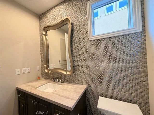 195 Pinnacle Drive, Lake Forest, CA 92630