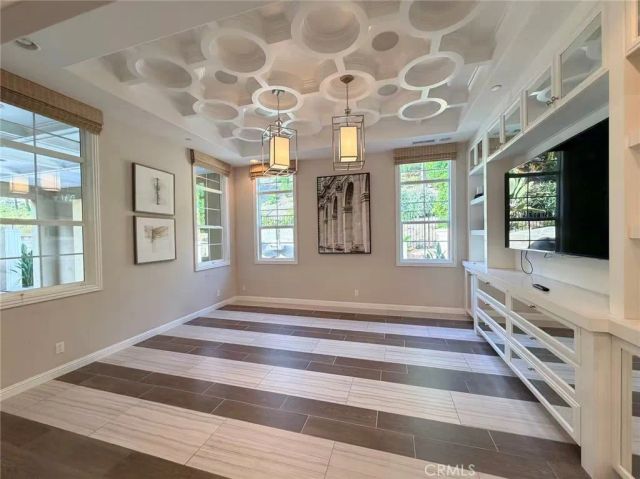 195 Pinnacle Drive, Lake Forest, CA 92630