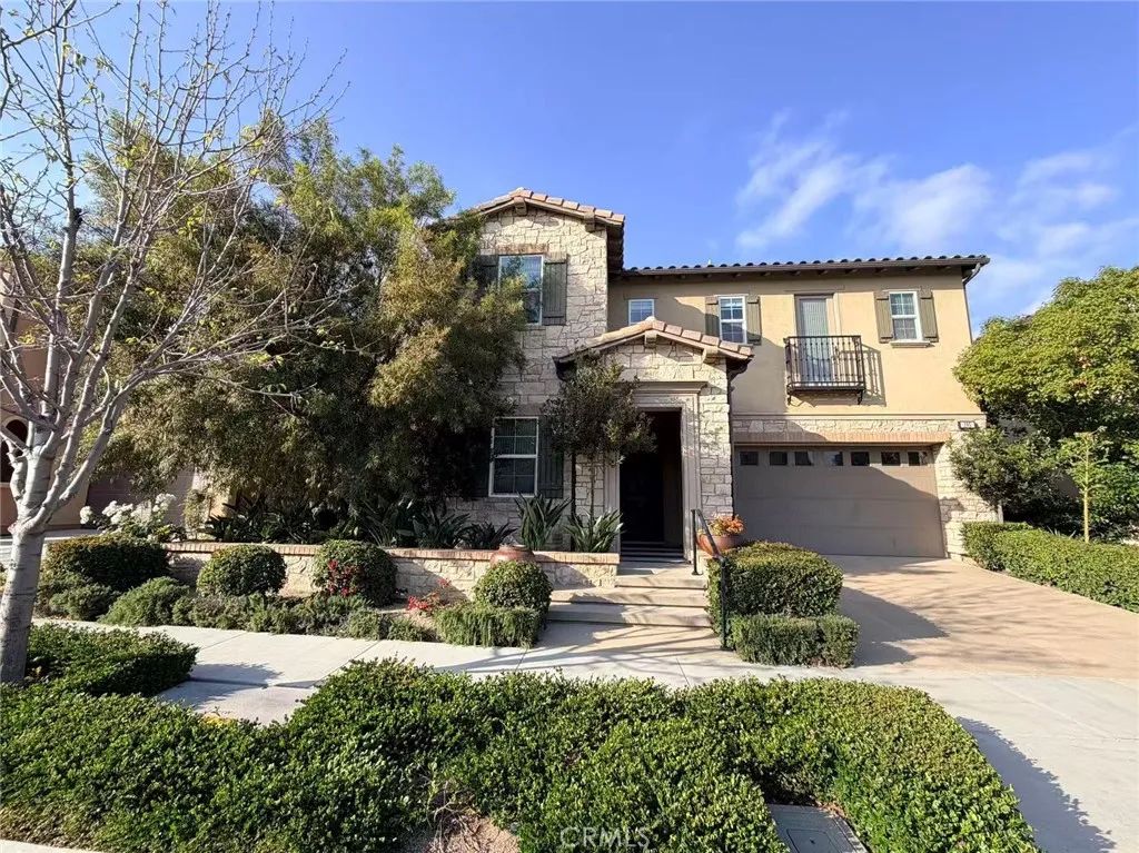 195 Pinnacle Drive, Lake Forest, CA 92630