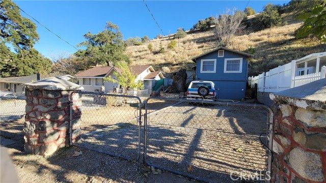 516 South, Lebec, CA 93243