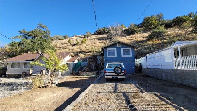 516 South, Lebec, CA 93243