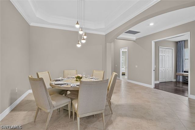 12695 Kinross LN, Naples, FL 34120