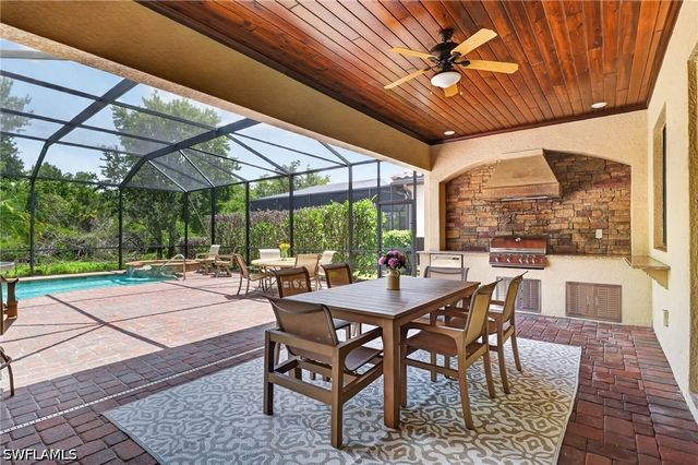 12695 Kinross LN, Naples, FL 34120