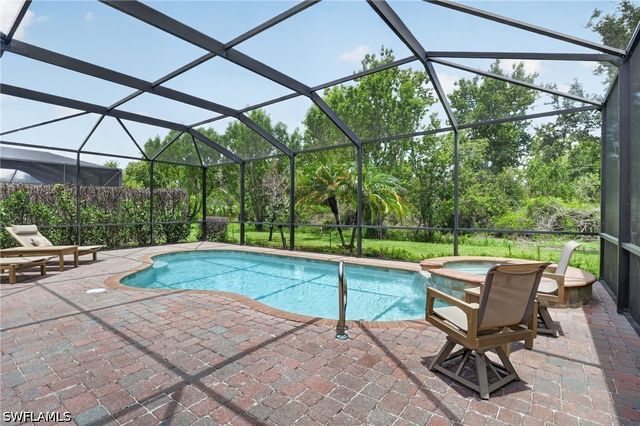 12695 Kinross LN, Naples, FL 34120