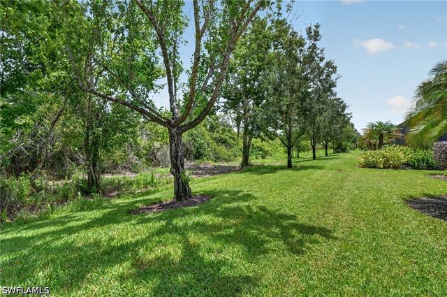 12695 Kinross LN, Naples, FL 34120