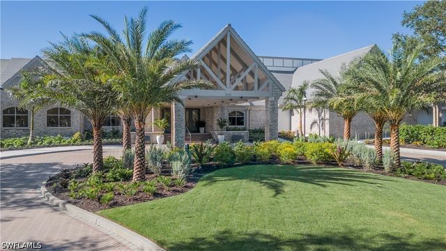 12695 Kinross LN, Naples, FL 34120