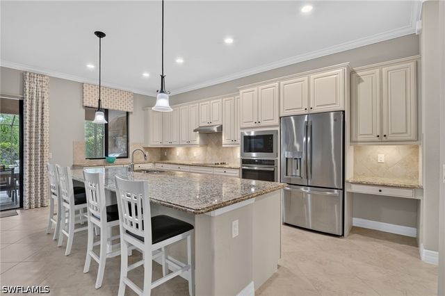 12695 Kinross LN, Naples, FL 34120