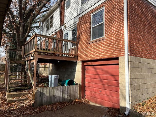 8616 Belhaven Drive, St John, MO 63114