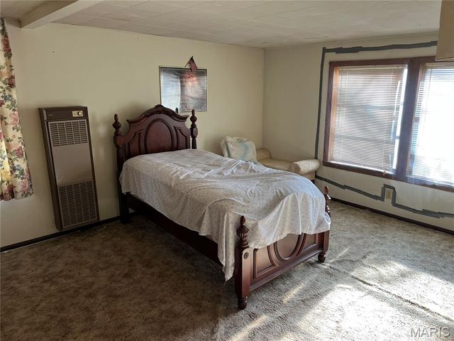 8616 Belhaven Drive, St John, MO 63114