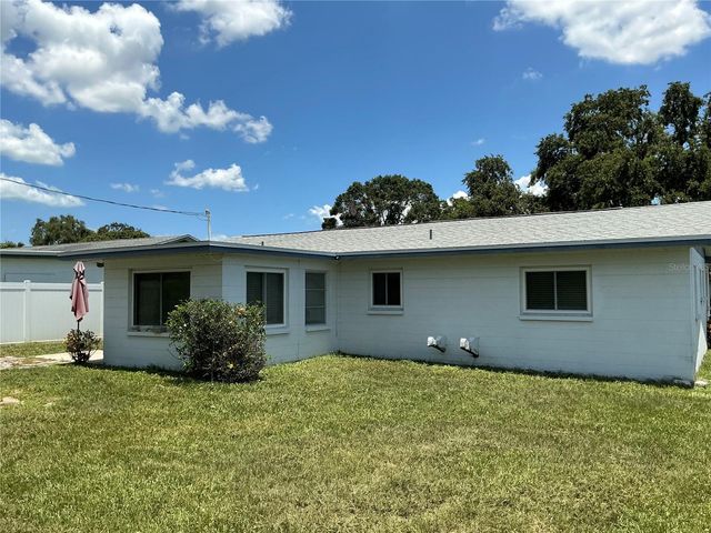 10888 TEMPLE AVENUE, Seminole, FL 33772