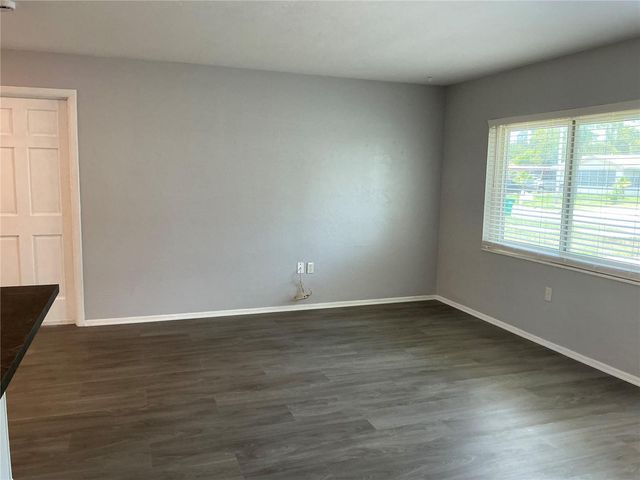 10888 TEMPLE AVENUE, Seminole, FL 33772
