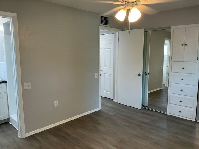 10888 TEMPLE AVENUE, Seminole, FL 33772