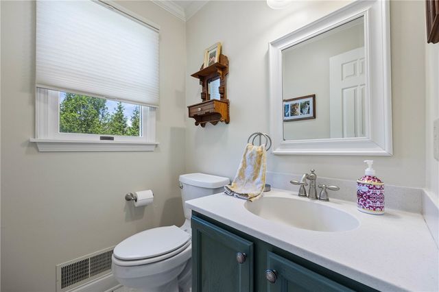 51 Black Spruce Court, Greece, NY 14616