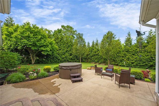 51 Black Spruce Court, Greece, NY 14616