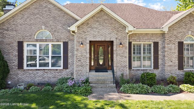 1007 Benton Ridge Dr, Louisville, KY 40245