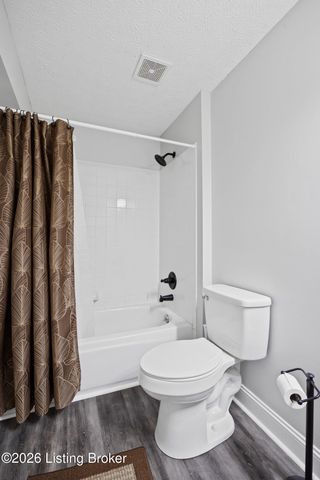 1007 Benton Ridge Dr, Louisville, KY 40245