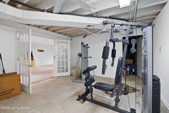 1007 Benton Ridge Dr, Louisville, KY 40245