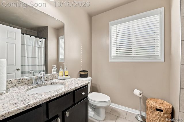 52658 Char Marie Drive, Macomb Township, MI 48042