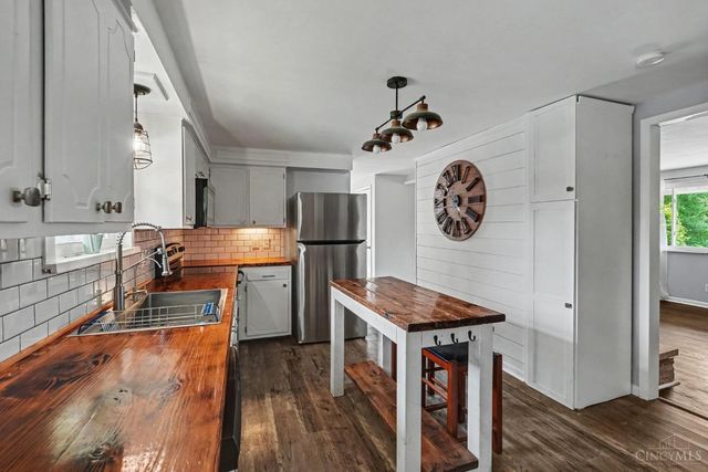 1086 Artwood Drive, Anderson Twp, OH 45230