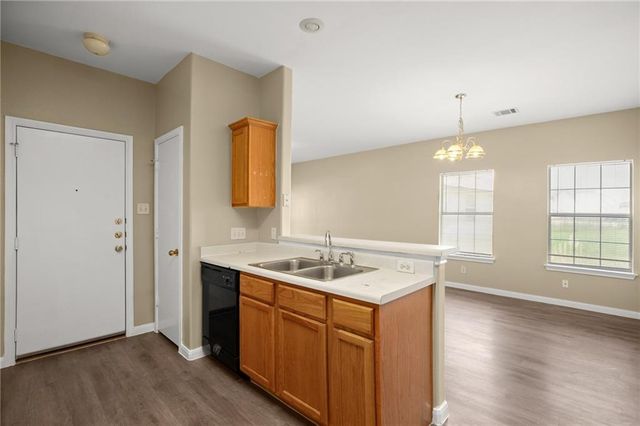 250 MARVIN CV, Hutto, TX 78634