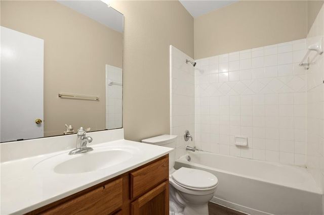 250 MARVIN CV, Hutto, TX 78634