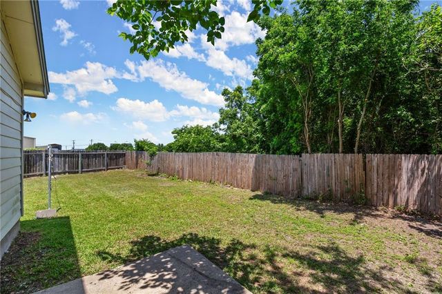 250 MARVIN CV, Hutto, TX 78634