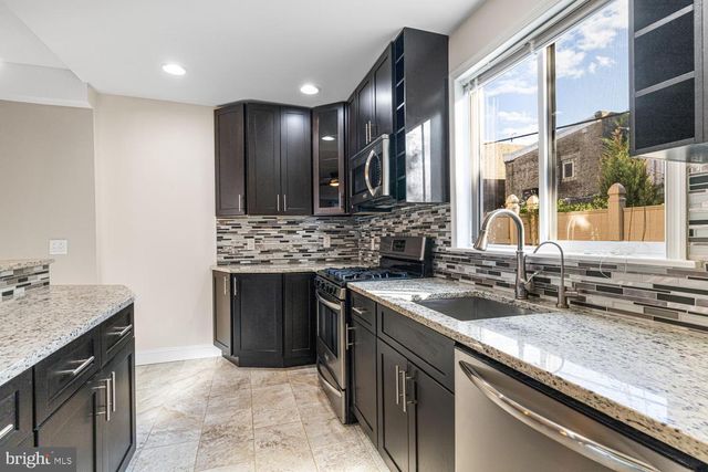 2344 E BOSTON, Philadelphia, PA 19125