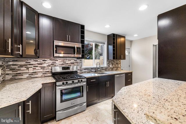 2344 E BOSTON, Philadelphia, PA 19125