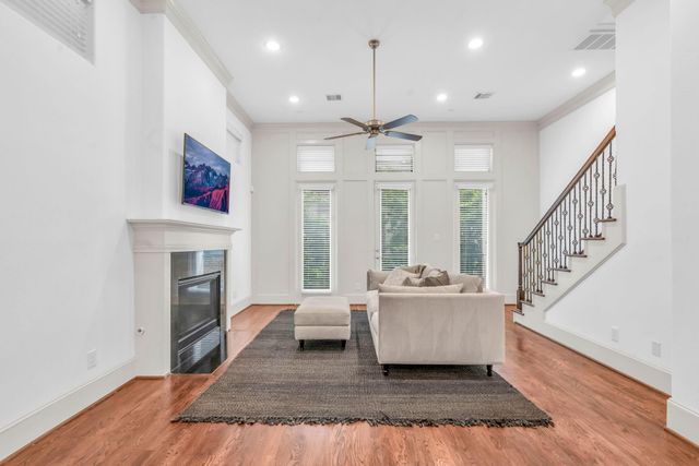 3223 Maxroy Street, Houston, TX 77008