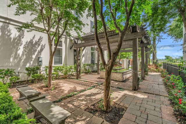 3223 Maxroy Street, Houston, TX 77008