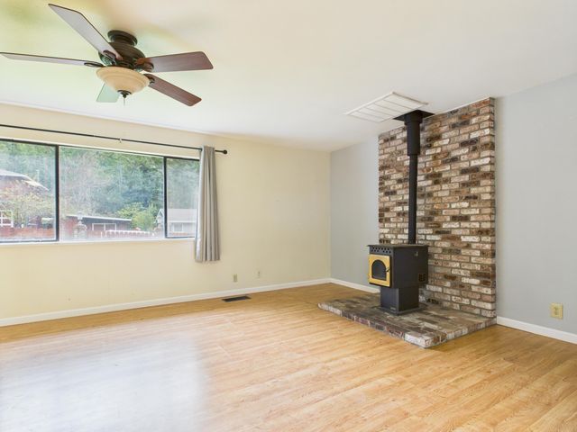 23 Palomino Way, Benbow, CA 95542