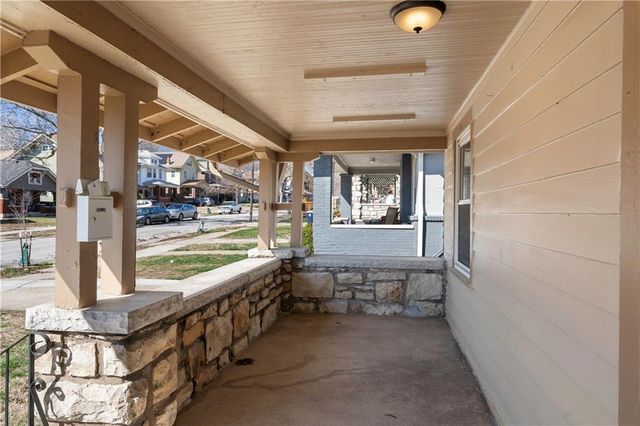 347 Lawn Avenue, Kansas City, MO 64124