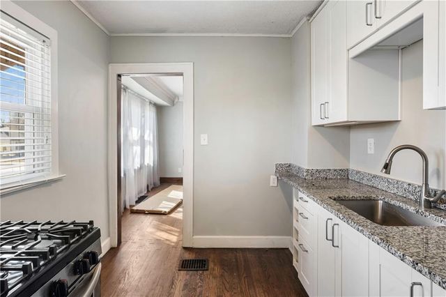 347 Lawn Avenue, Kansas City, MO 64124