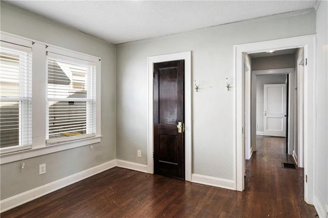 347 Lawn Avenue, Kansas City, MO 64124