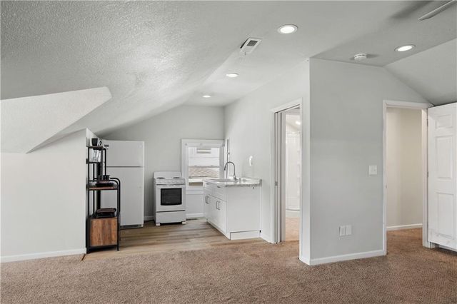 347 Lawn Avenue, Kansas City, MO 64124