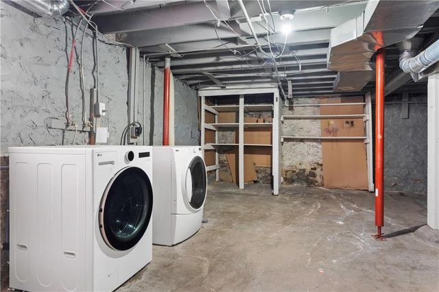 347 Lawn Avenue, Kansas City, MO 64124