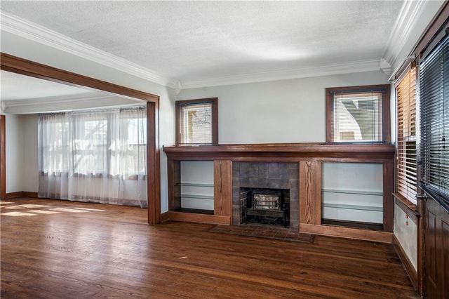 347 Lawn Avenue, Kansas City, MO 64124