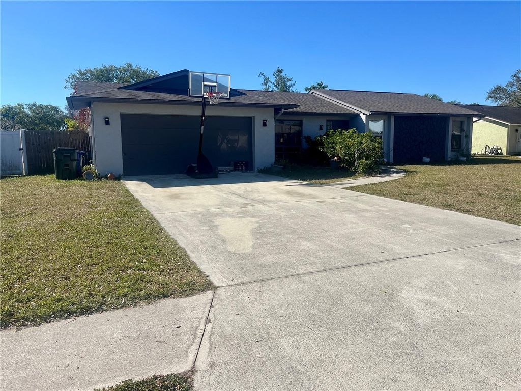 5832 COUNTRYWOOD DRIVE, Sarasota, FL 34232