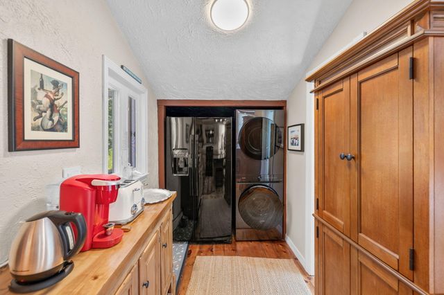 775 Shore Road, Pocasset, MA 02559