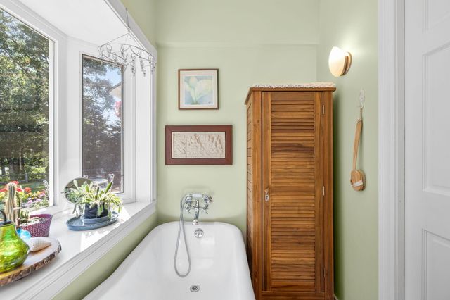 775 Shore Road, Pocasset, MA 02559