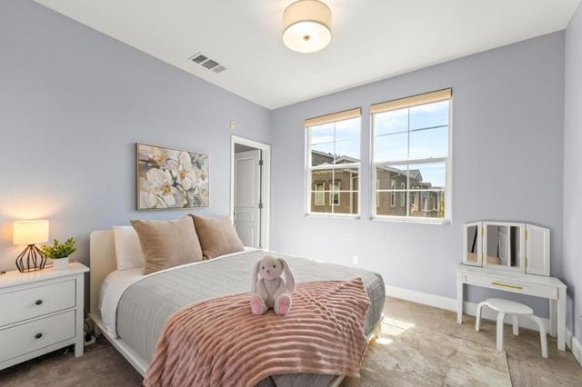 904 Jetty Drive, Richmond, CA 94804