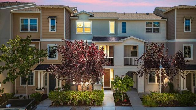 904 Jetty Drive, Richmond, CA 94804