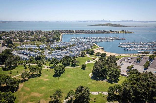 904 Jetty Drive, Richmond, CA 94804