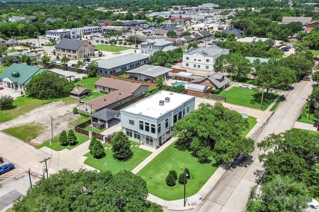 316 Morningside Drive, Friendswood, TX 77546