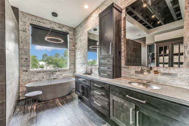 316 Morningside Drive, Friendswood, TX 77546
