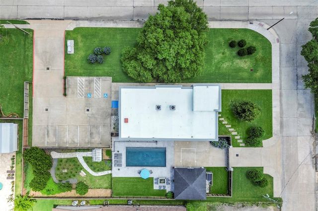 316 Morningside Drive, Friendswood, TX 77546